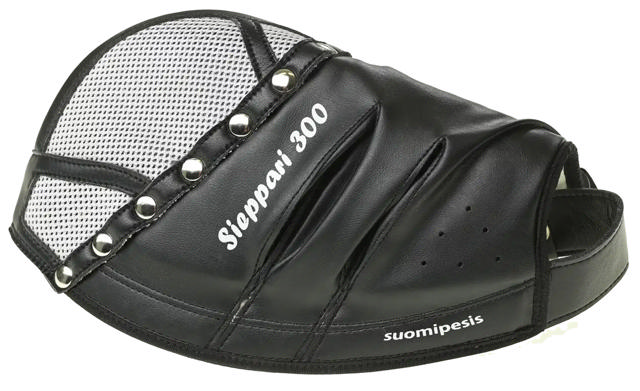Pesäpalloräpylä Sieppari 300, left