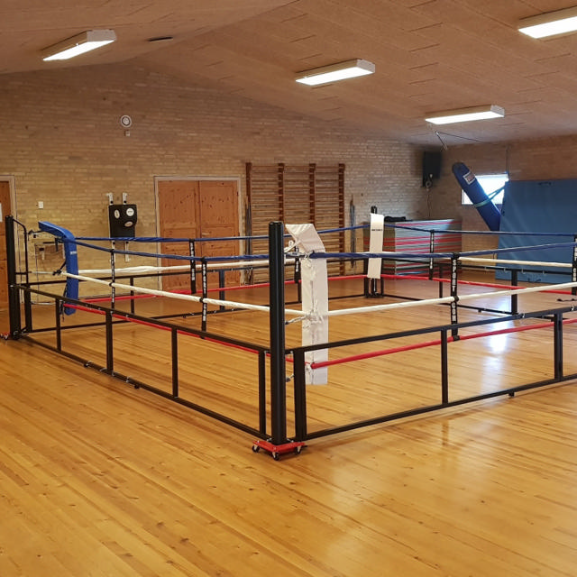 Taitettava nyrkkeilykehä 6 x 6 m
