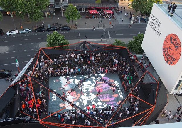 unisport glass floor lumiflex