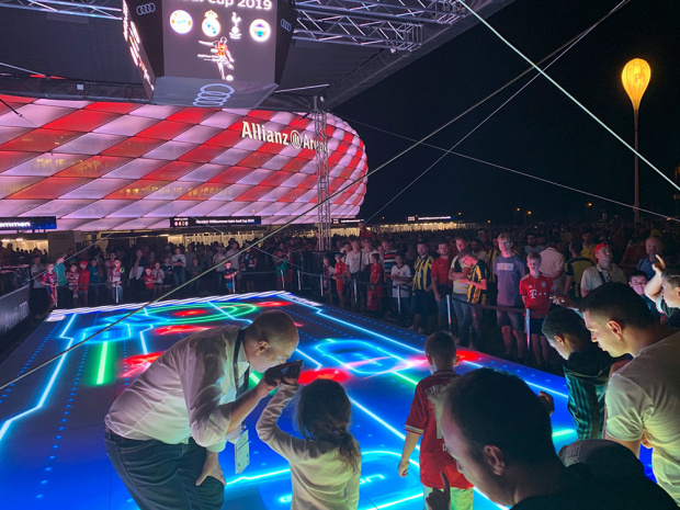 unisport glass floor lumiflex