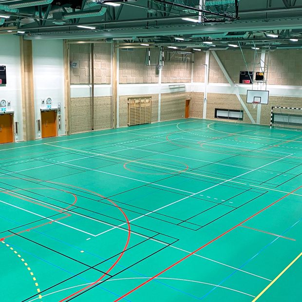 unisport sportgolv sporthall sporthallsinredning harlyckehallen
