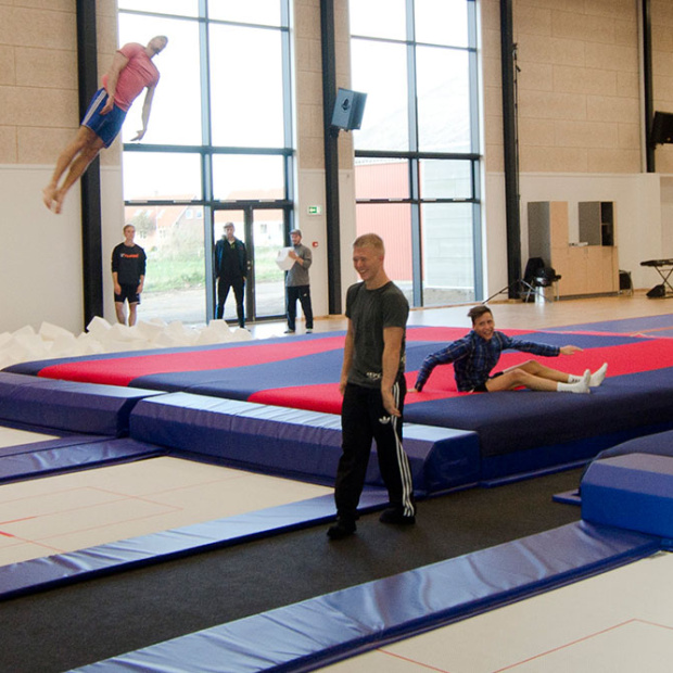 Springcenter springgrav trampolingrav Unisport