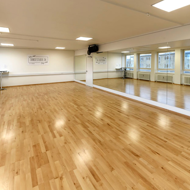 dansstudio sportgolv unisport dansgolv golf för dans